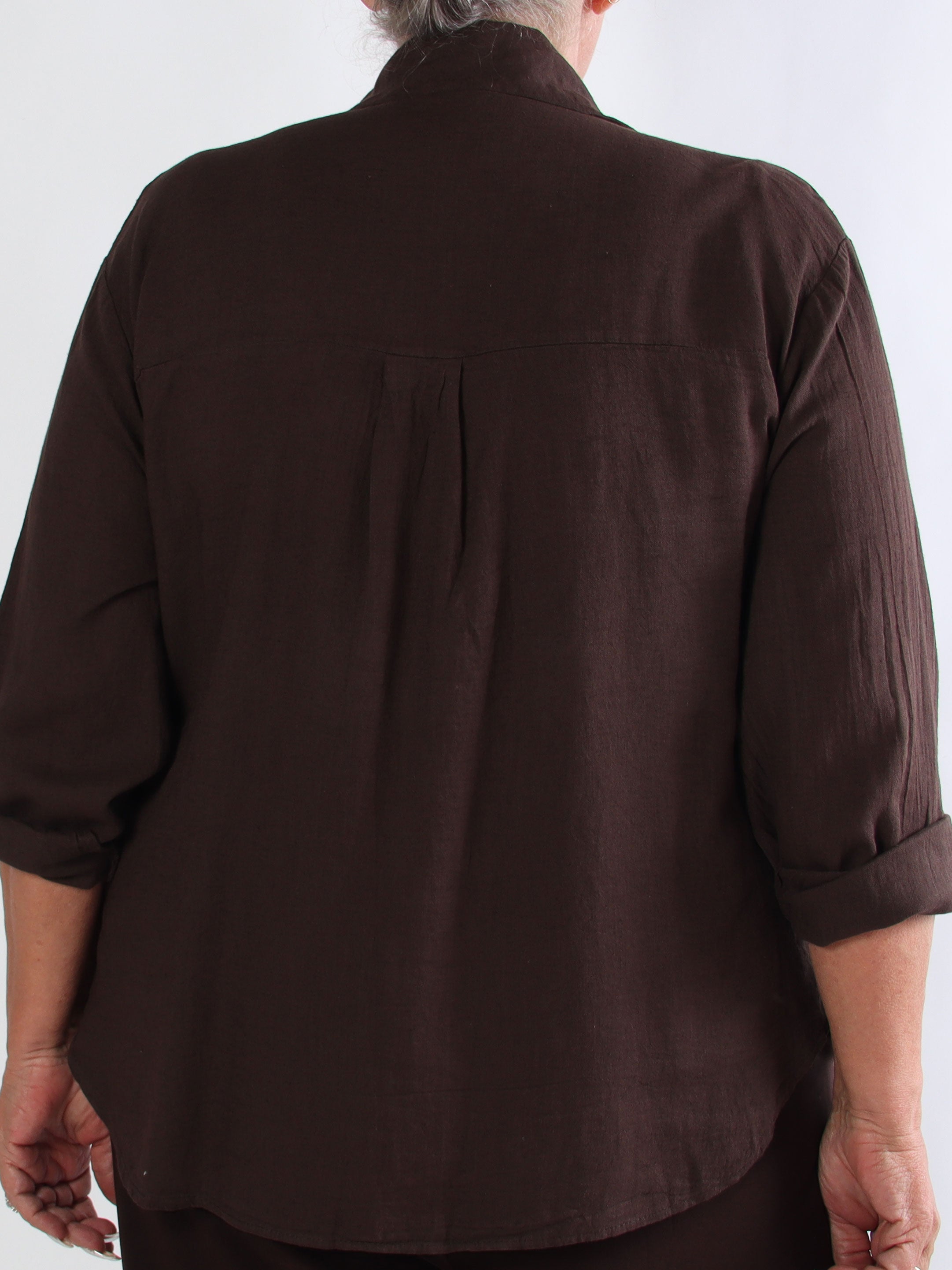 Clara Shirt - Ensfarvet plus size skjorte i viskose og hør